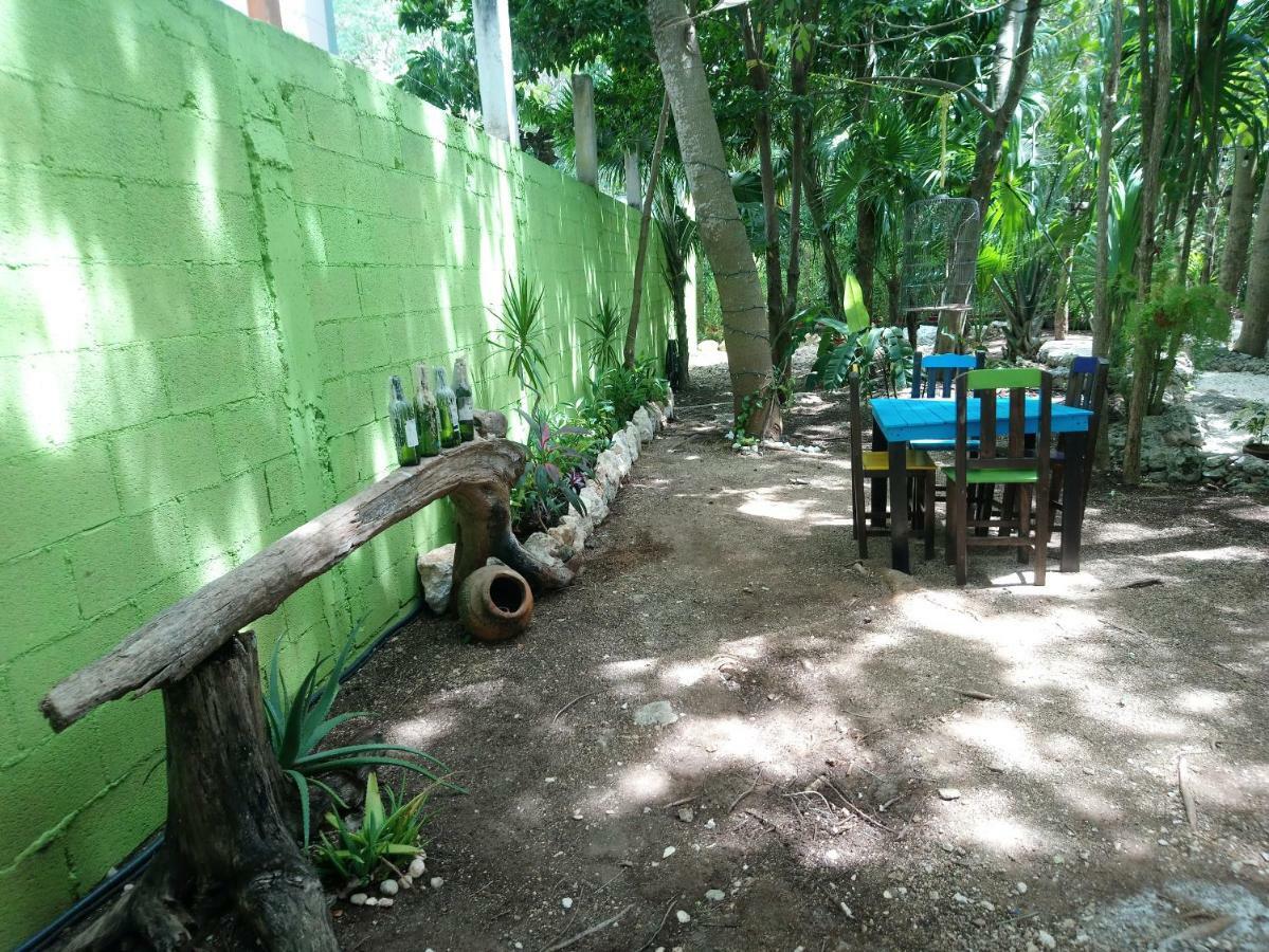 Casita Rustica En La Selva Hotel Cancún Zewnętrze zdjęcie